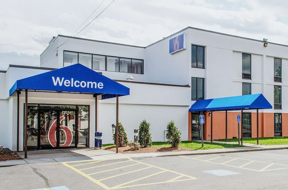 Motel 6-Brockton, MA 1
