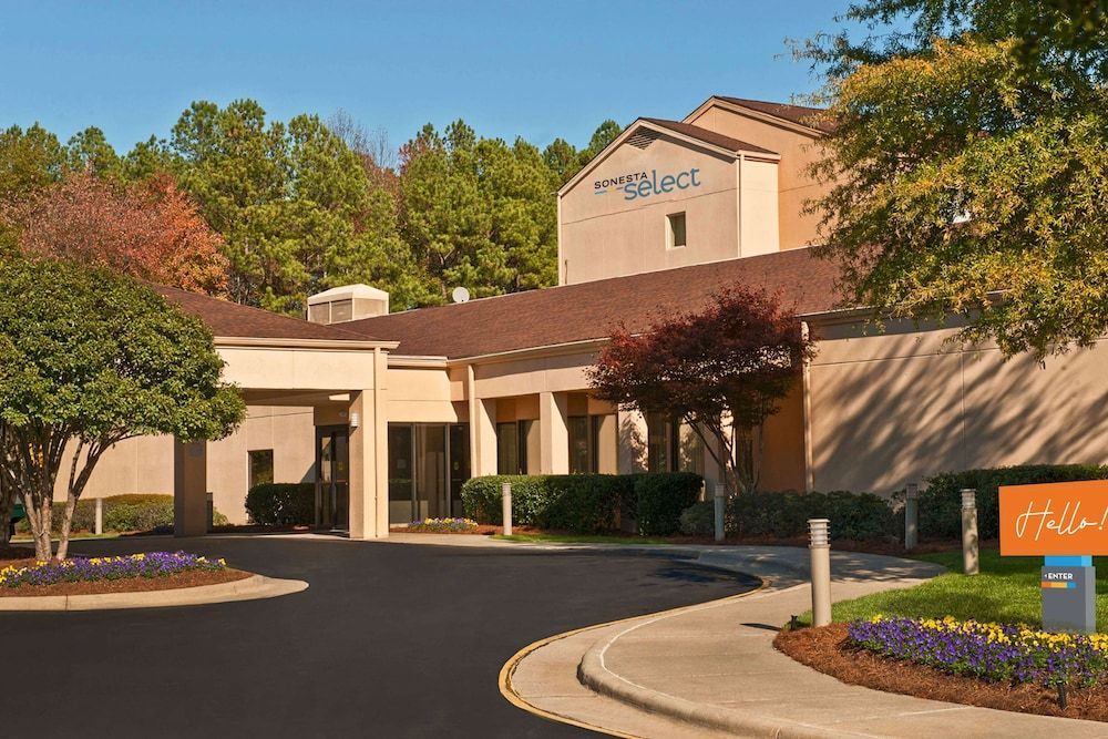 Sonesta Select Raleigh Durham Airport Morrisville 1