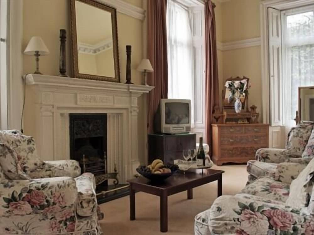 The Georgian House Hotel 1