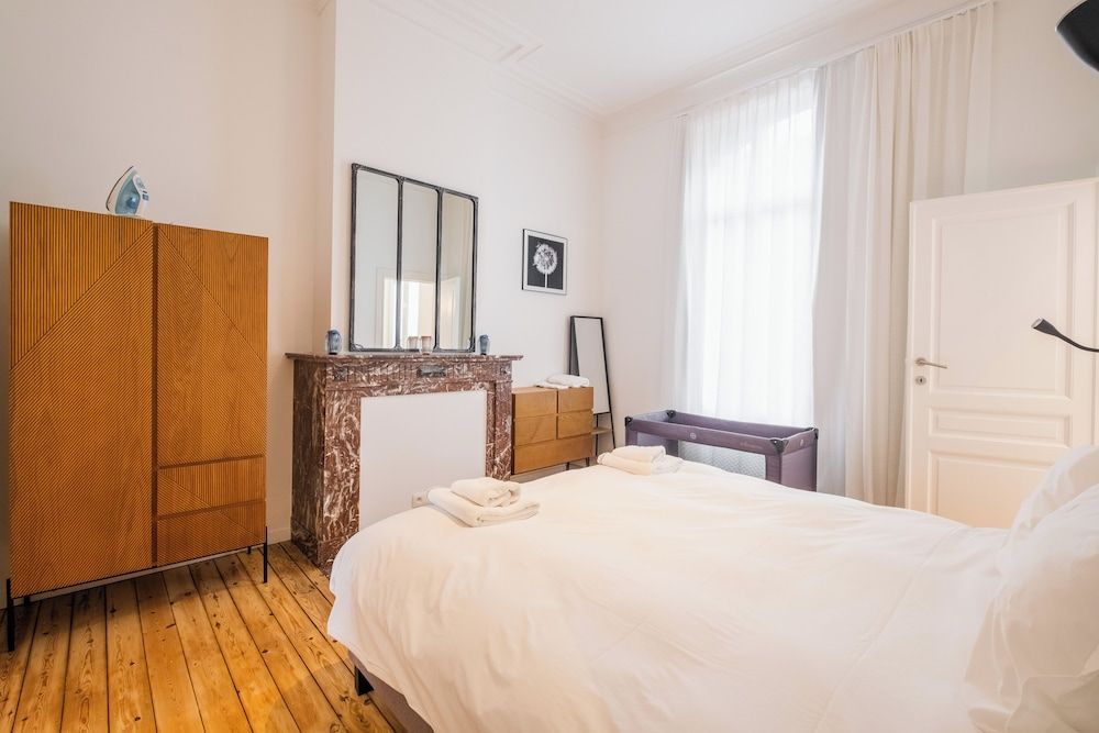 New Apartment center of Trendy St Gille 2