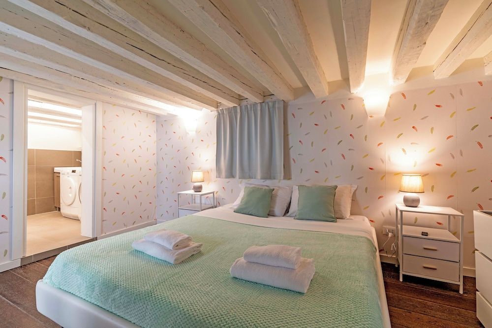 Majestic Rialto House by Wonderful Italy 1