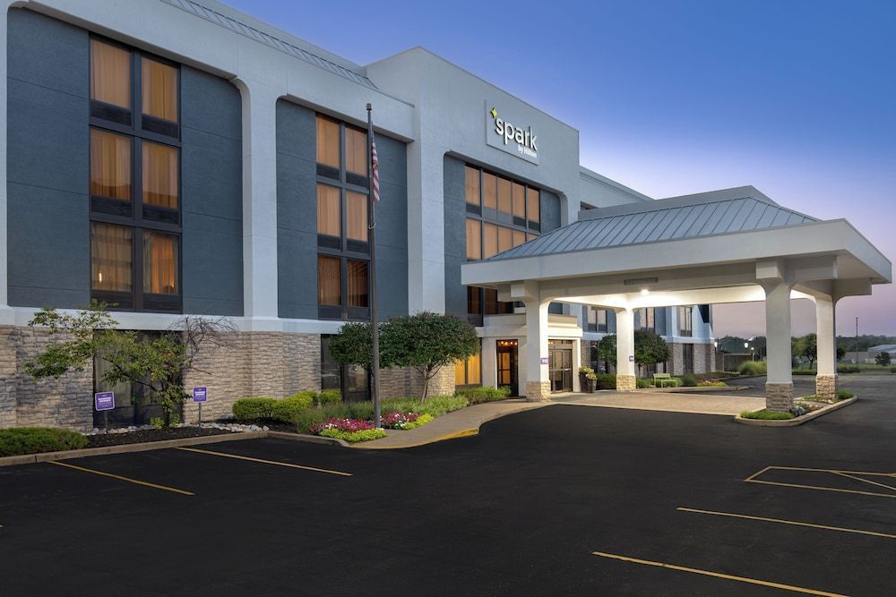 Spark by Hilton St. Louis Southwest 1