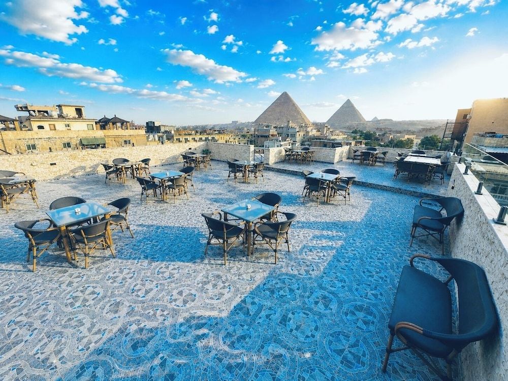 Sky Hotel Pyramids View INN 1