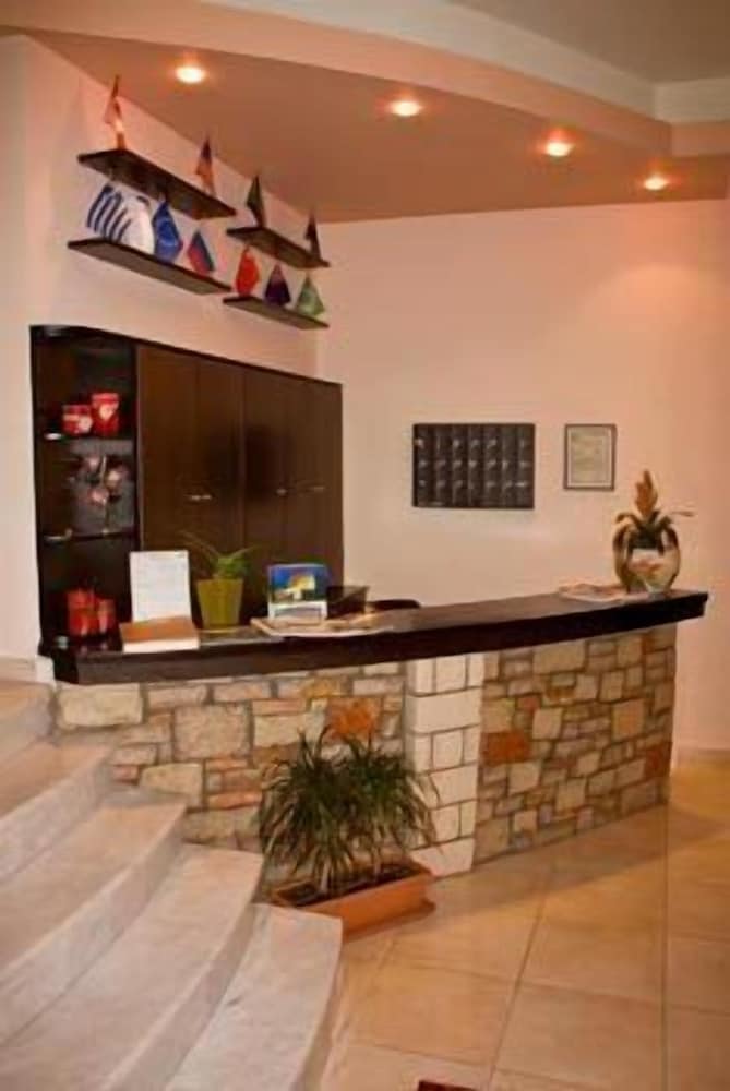 Ahilion Hotel 2