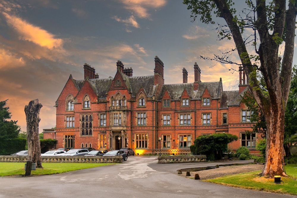 Wroxall Abbey Hotel & Estate 1