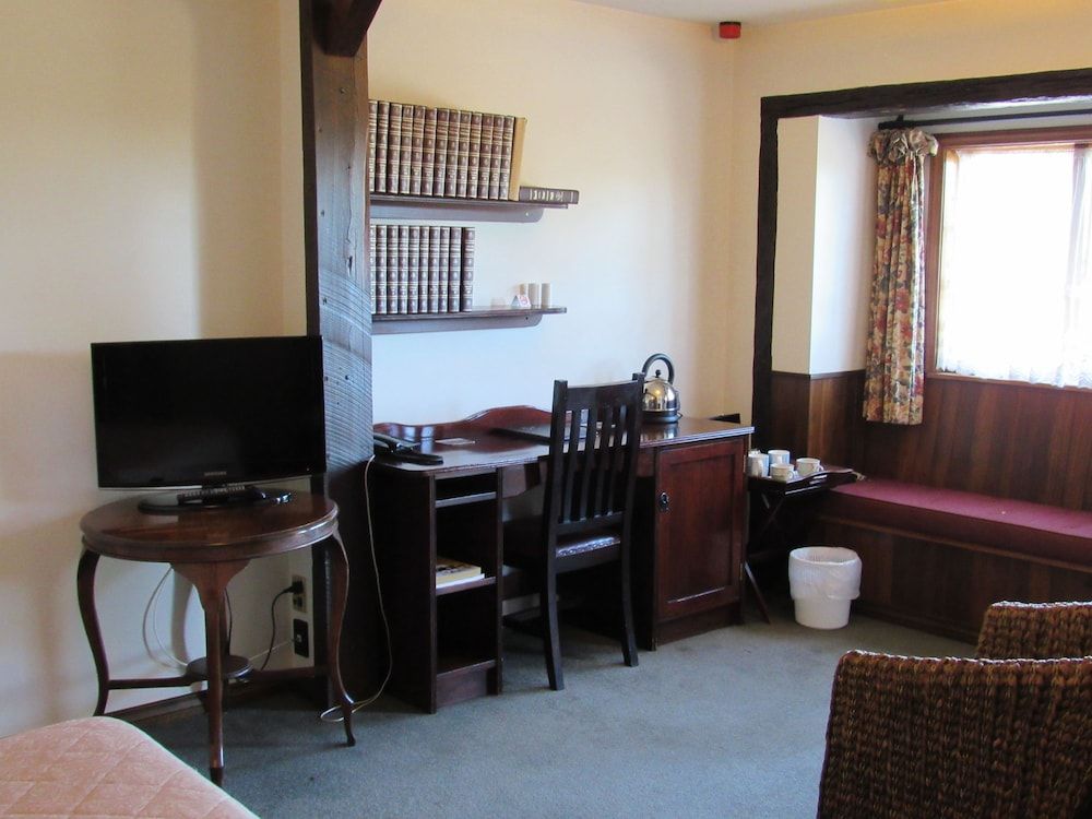 The Honest Lawyer, an Ascend Collection Hotel 2