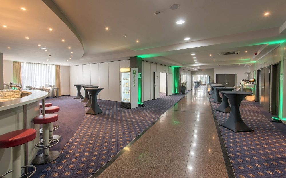 Holiday Inn MUNICH - UNTERHACHING by IHG 1
