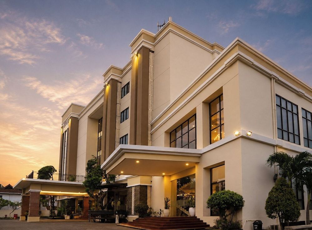 Riss Hotel Malioboro 1