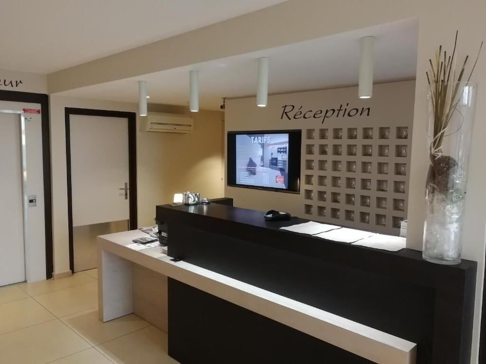Hôtel des Etats Unis 2