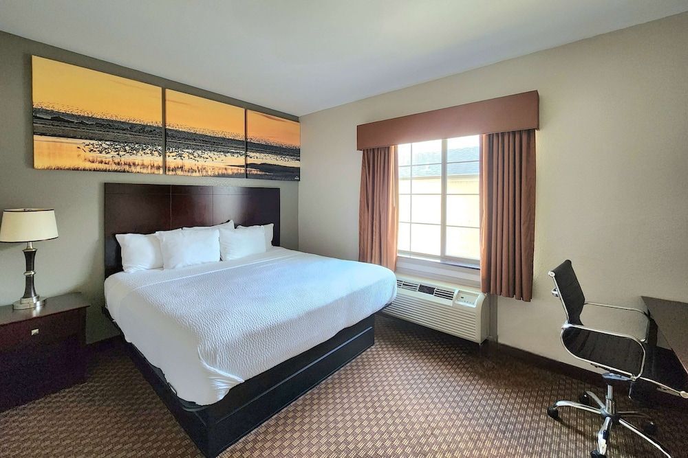 Days Inn by Wyndham Kemah 1