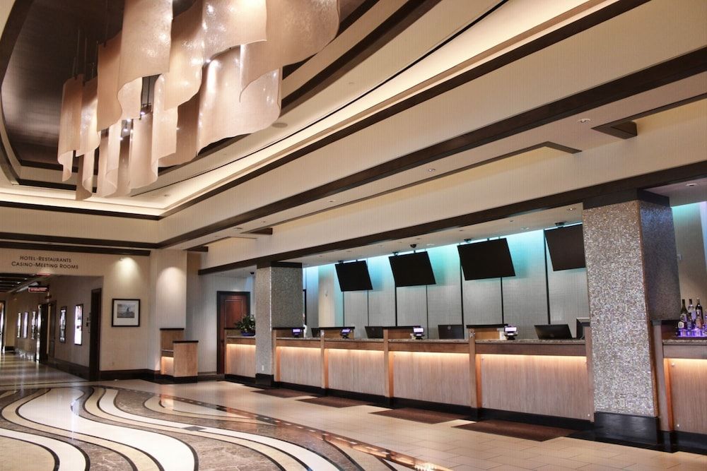Harrah's Kansas City Hotel & Casino - A Caesars Rewards Destination 2