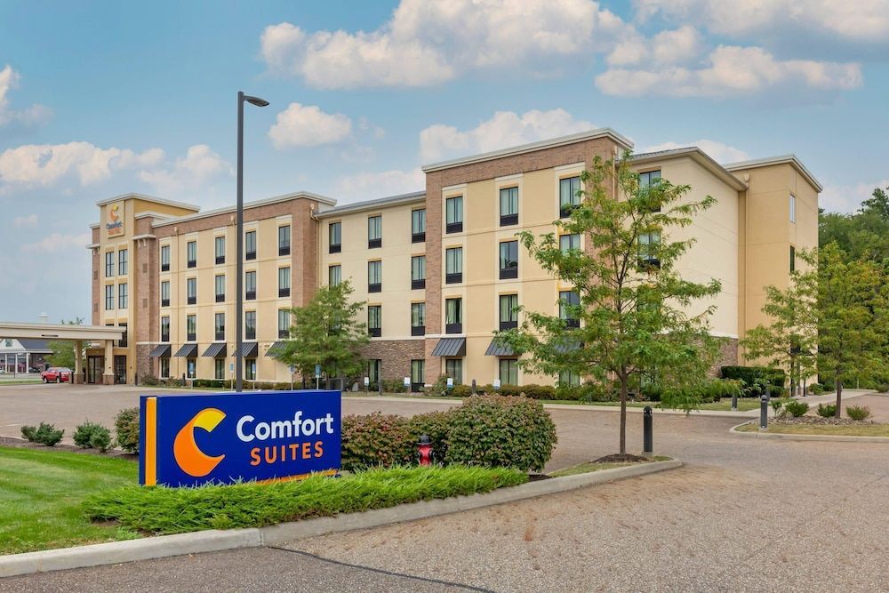 Comfort Suites Hartville-North Canton 1
