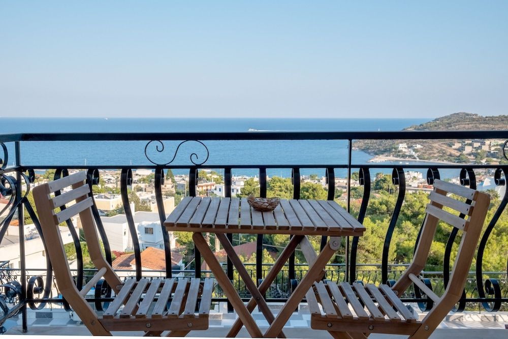 Pefkides Aegina Boutique Apartments 1