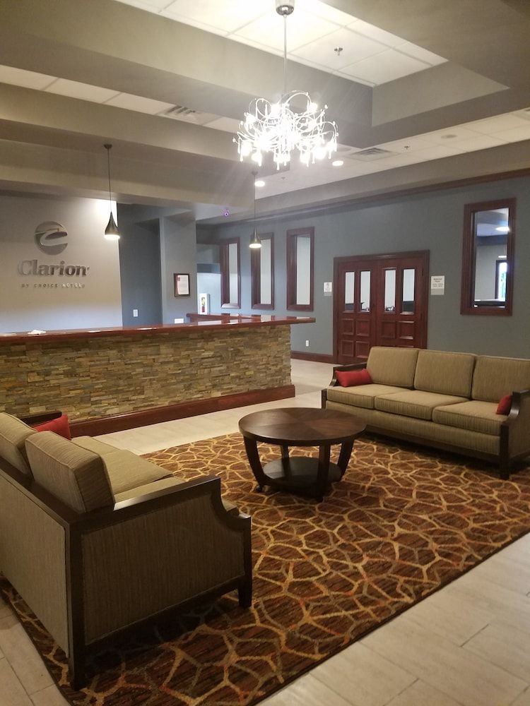 Clarion Inn Belle Vernon 2