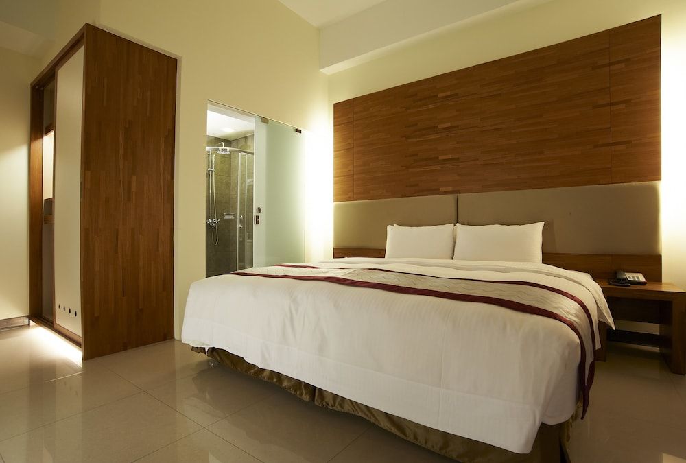 Master Hotel 2
