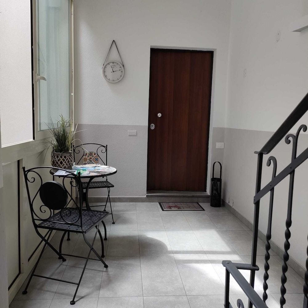 Residenza Borgo Guazzo - by Devona Rooms 1