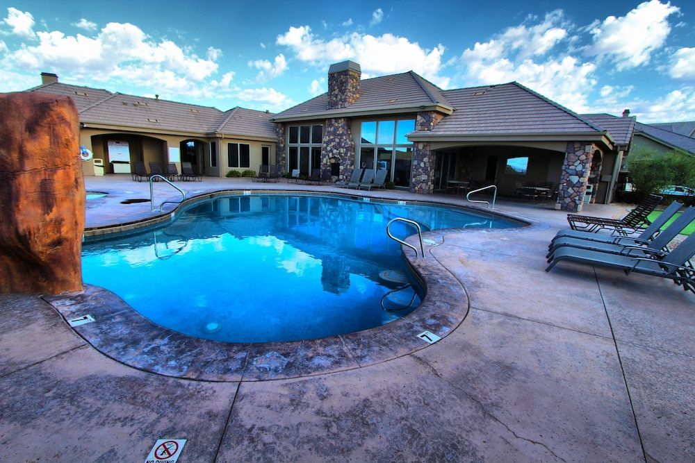 Canyon Villas at Coral Ridge 1