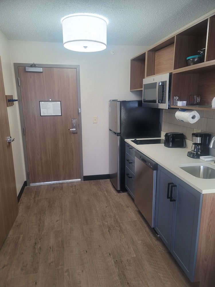 Candlewood Suites Southfield - Detroit by IHG 2