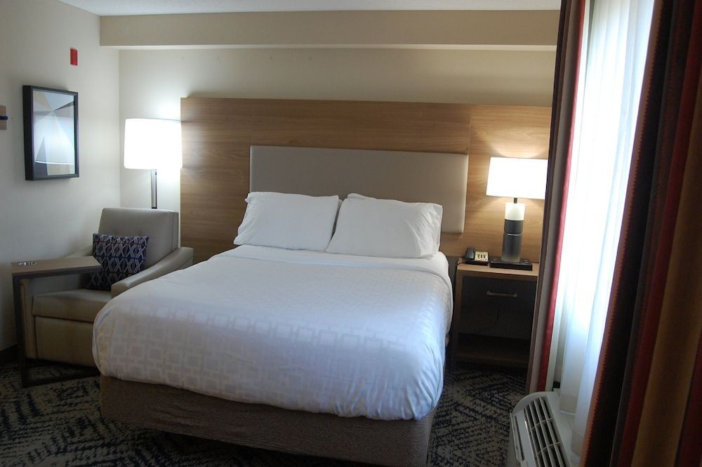 Candlewood Suites HARRISBURG I-81 - HERSHEY AREA by IHG 2
