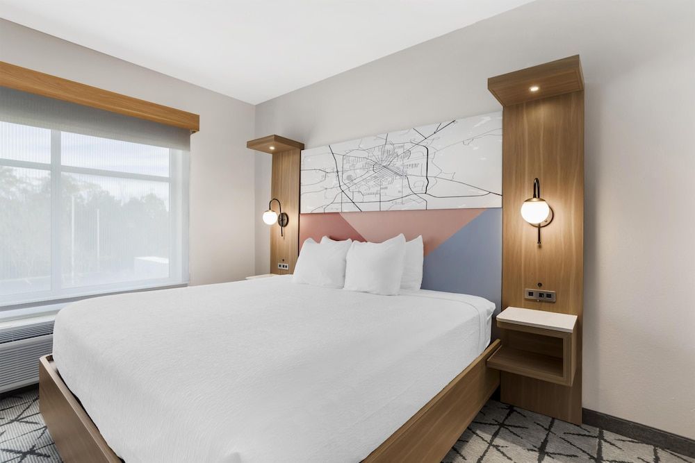 Best Western Plus Rose City Conference Center Inn 1