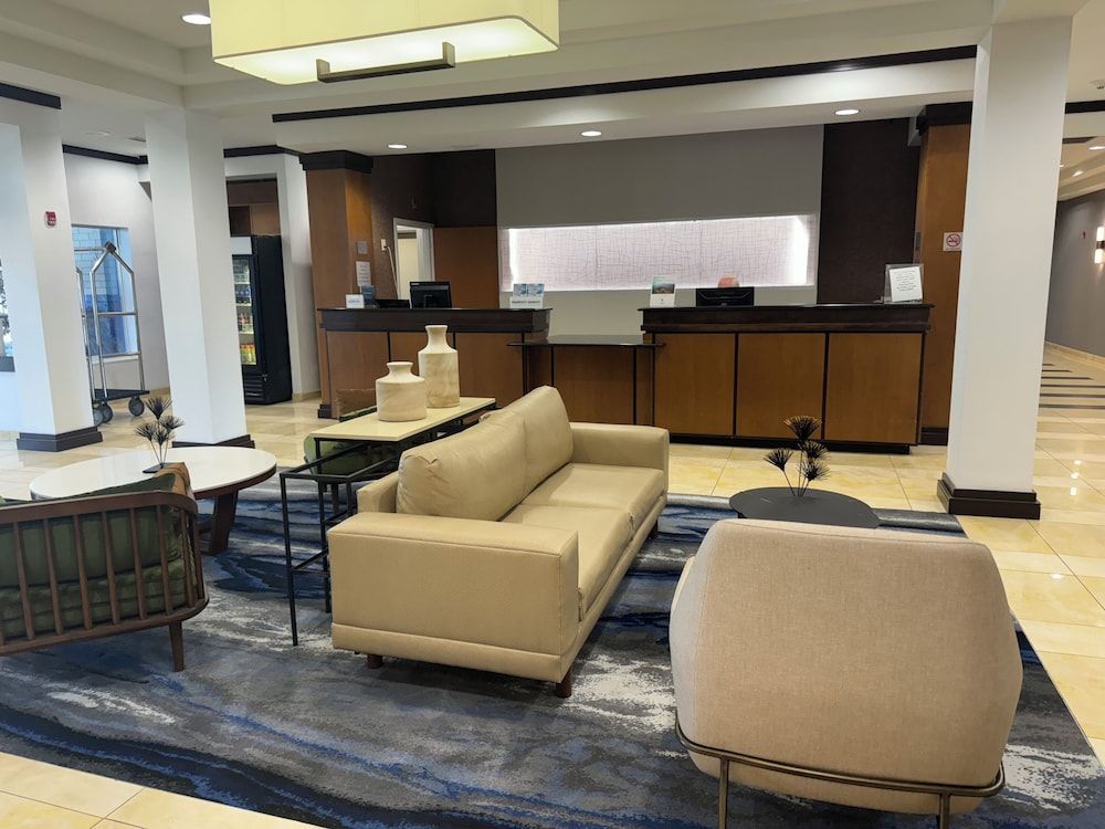 Fairfield Inn & Suites Louisville East 2