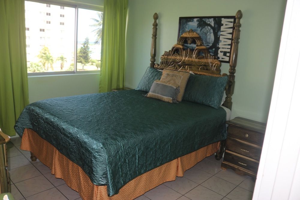 Lawerence Pool House 2 Bedroom With Pool 2