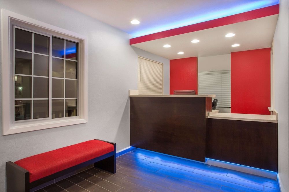 Ramada by Wyndham Monterey 2