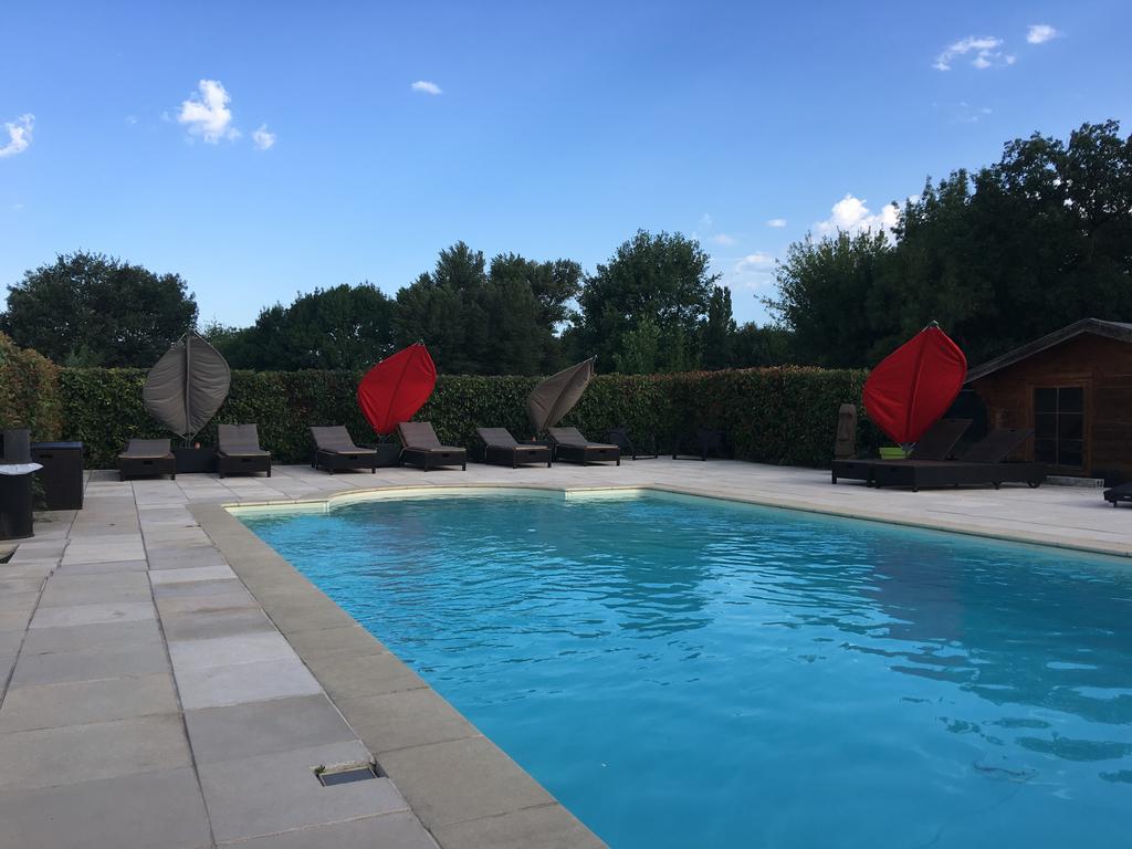 Logis Hôtel & Spa Déjeunez Sous L'Arbre 1