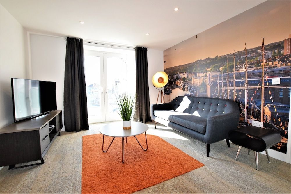 Jims Place - Your Apartment 1