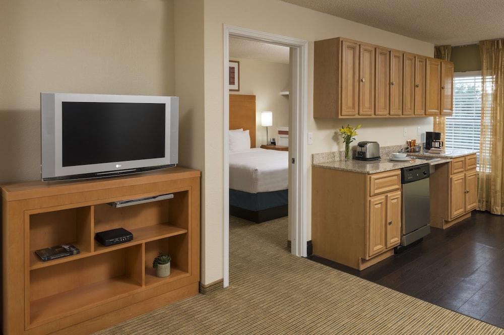 Hyatt House Houston West Energy Corridor 2