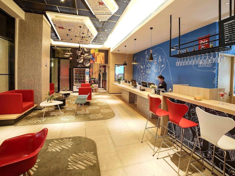 Ibis Chengdu Hi-Tech Zone Longhu Hotel 1