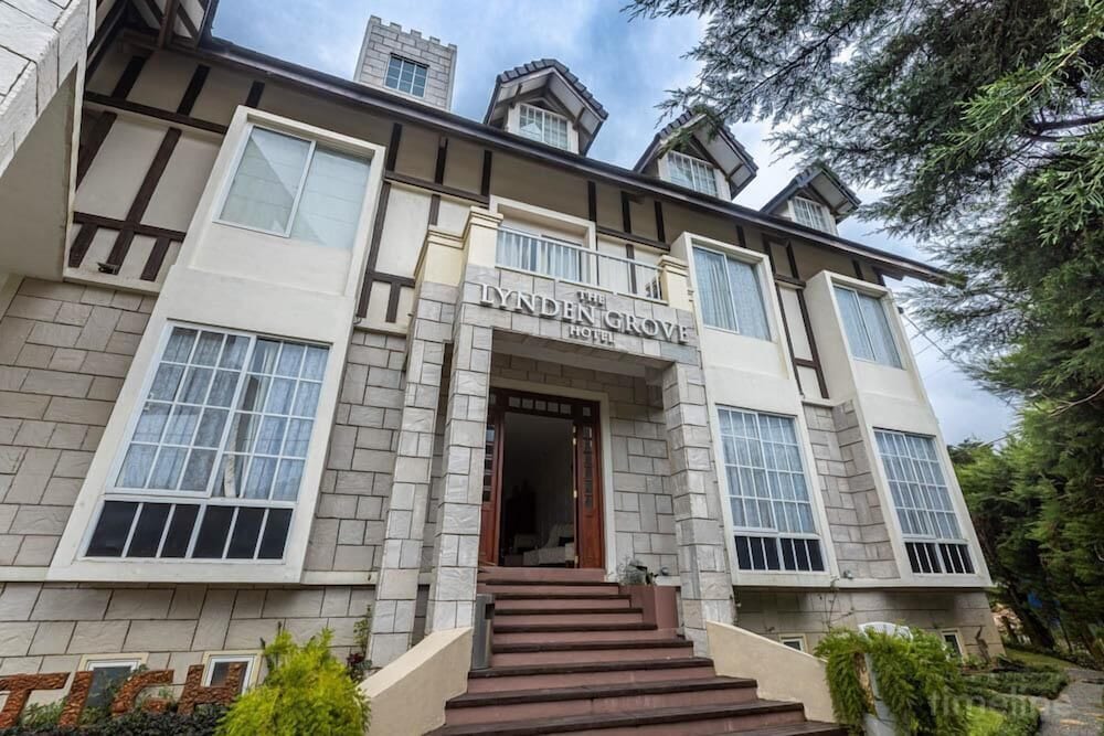 The Lynden Grove 1