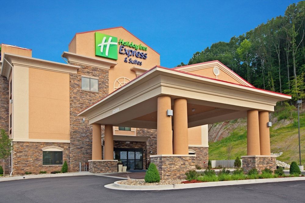Holiday Inn Express & Suites RIPLEY by IHG 1