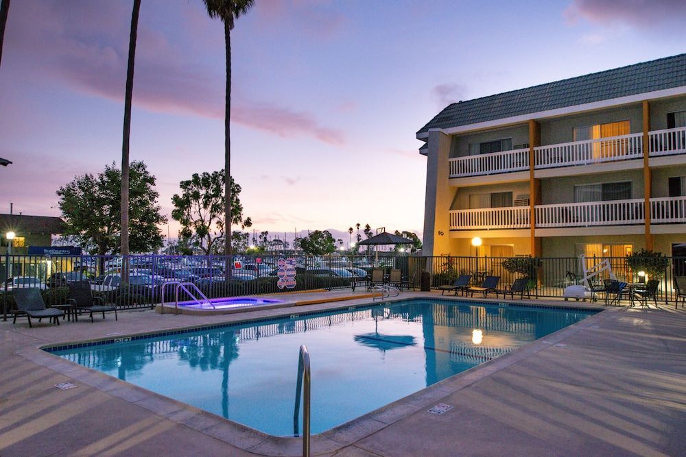 Dana Point Marina Inn 1