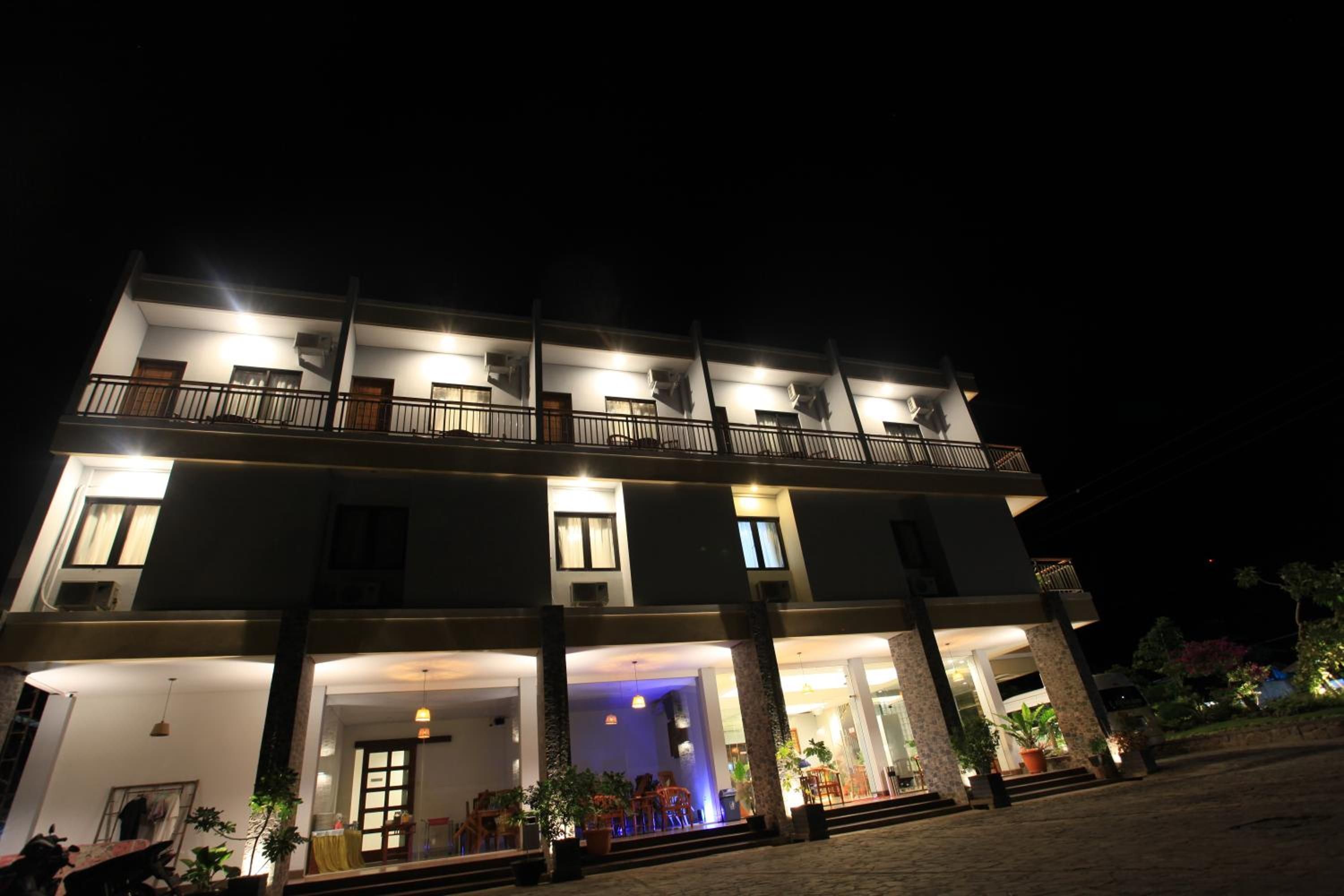Kalton Hotel 1