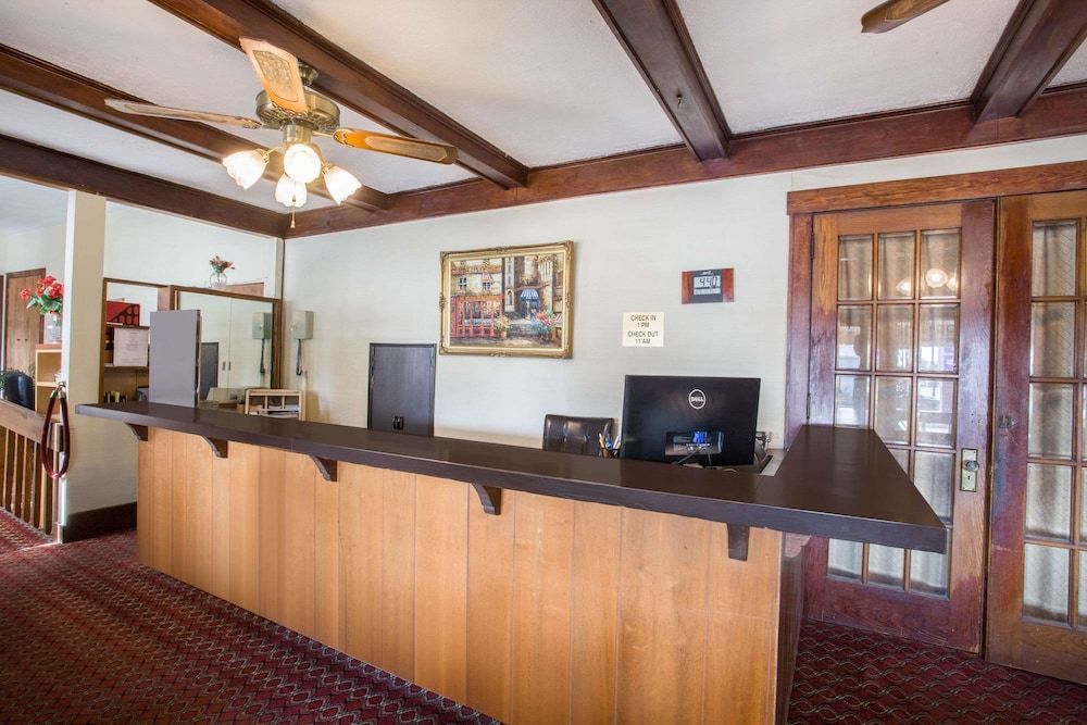 Knights Inn Endwell 2