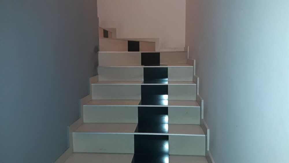Rooms And Apartments S 2