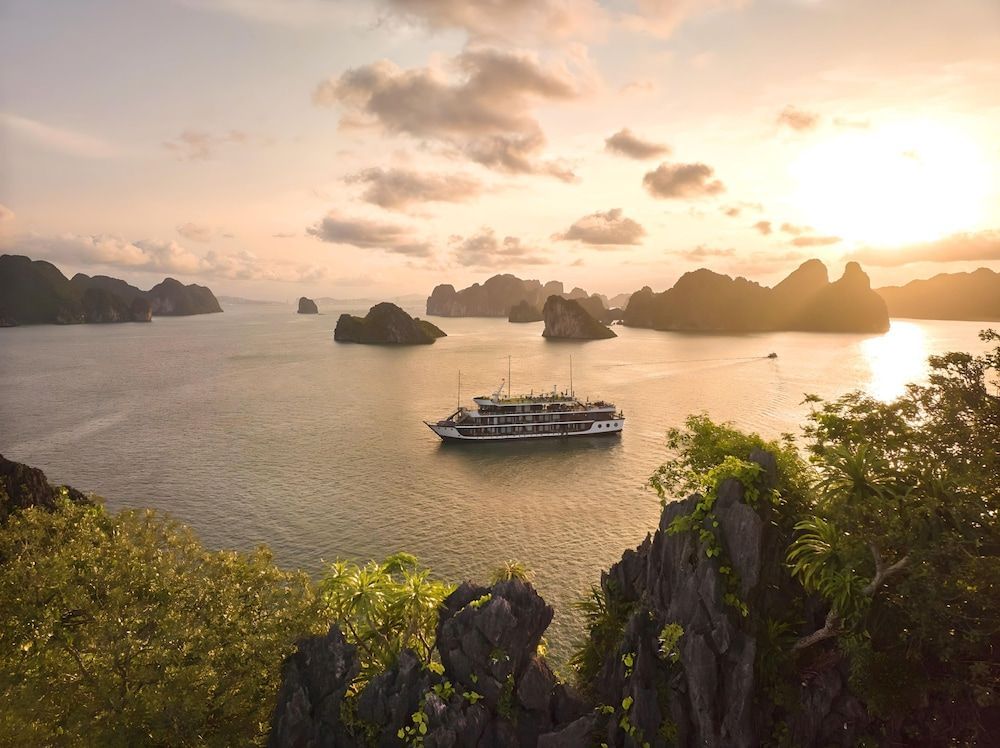 Le Journey Elegance Cruise 1