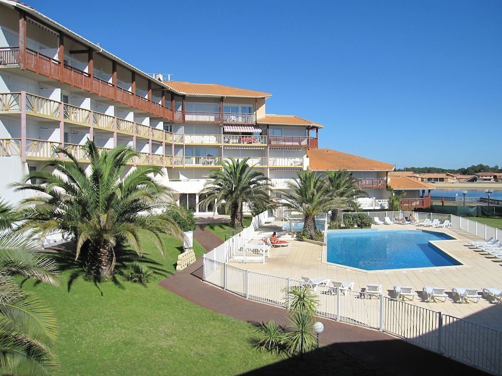Résidence Mer & Golf Le Boucanier Port d'Albret 1