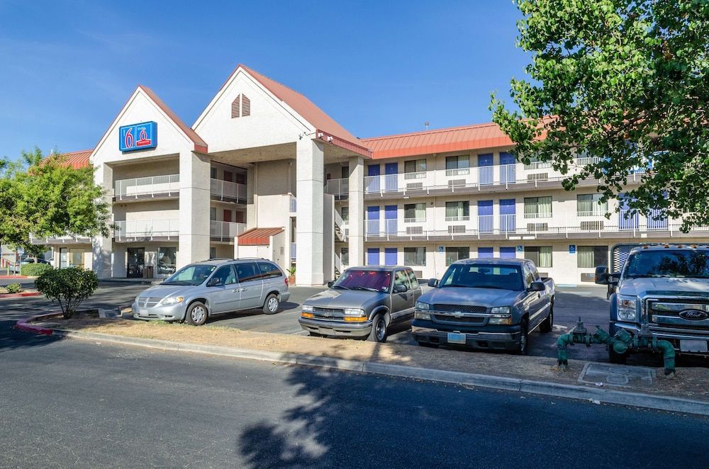 Studio 6-Fresno, CA - Extended Stay 1
