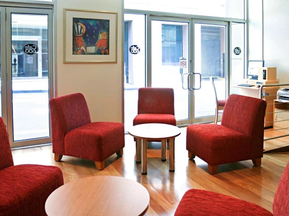 YEHS Hotel Melbourne CBD 2