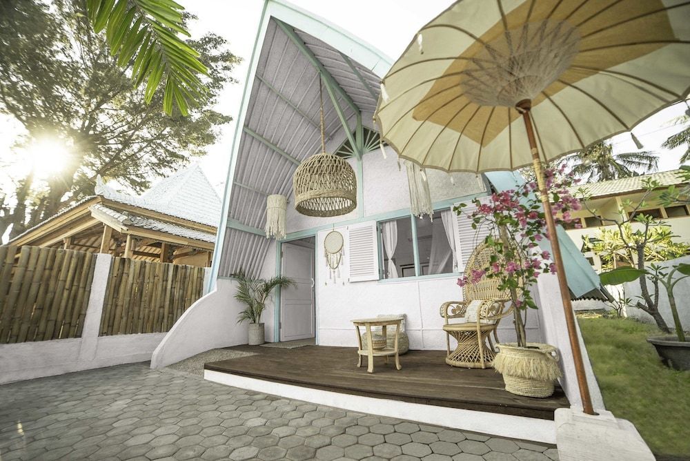 7SEAS Cottages 1