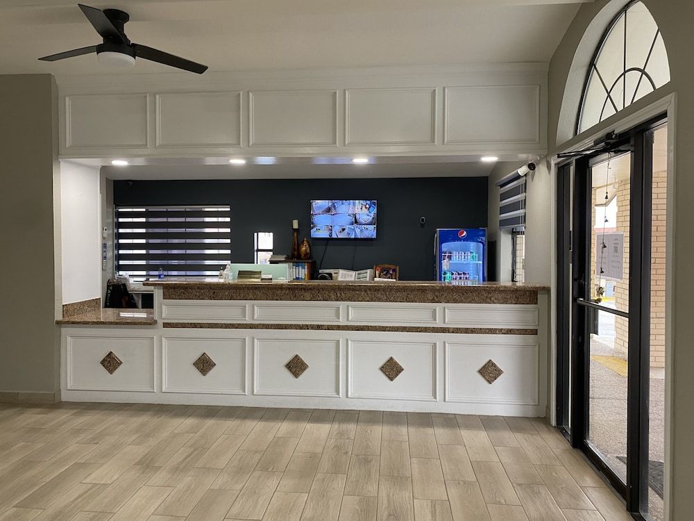 Falcon Executive Inn 2