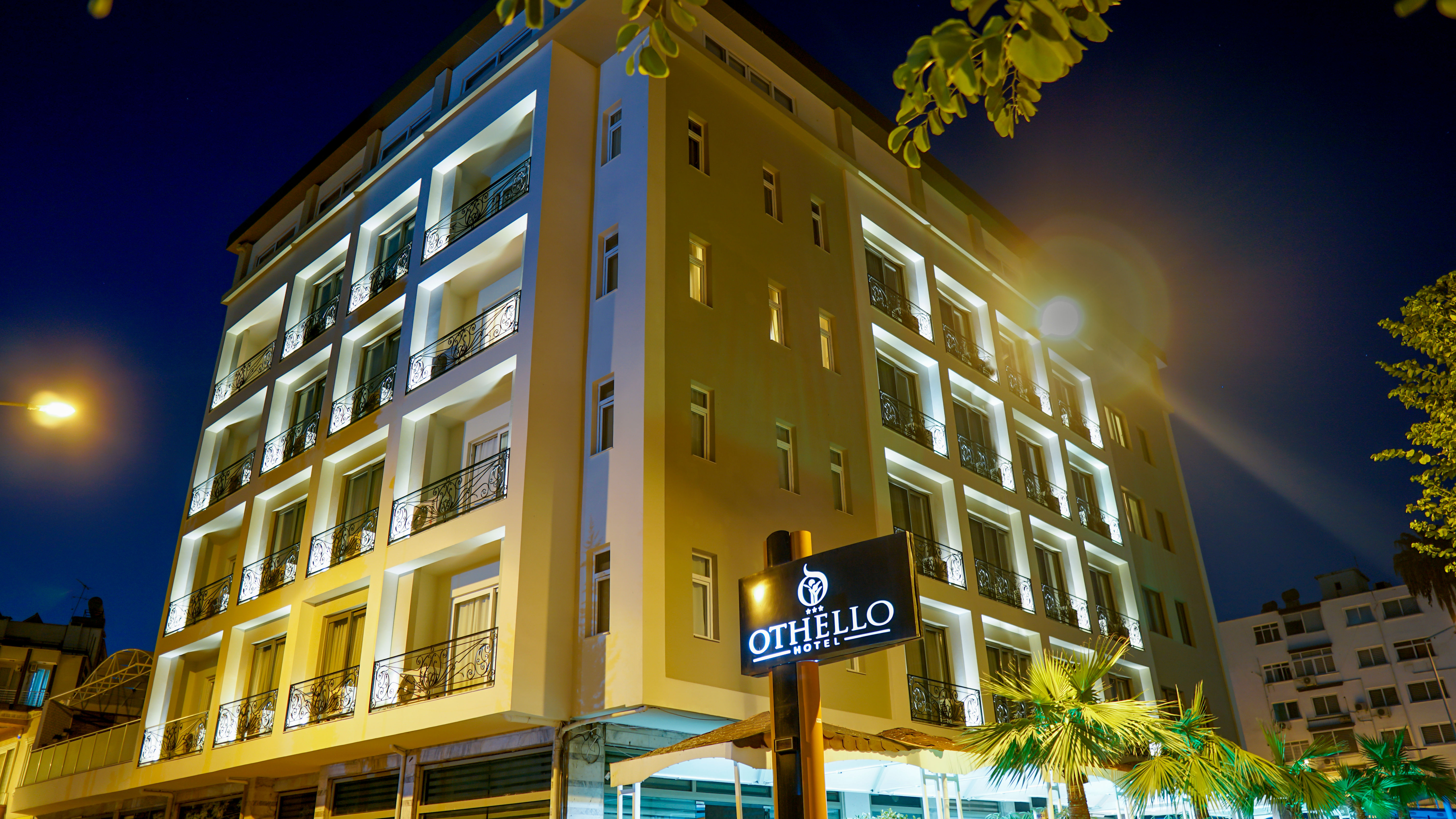 Othello Hotel 2