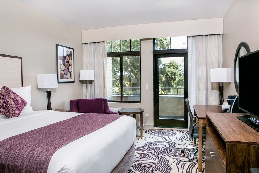 Hotel Siri Downtown - Paso Robles 1
