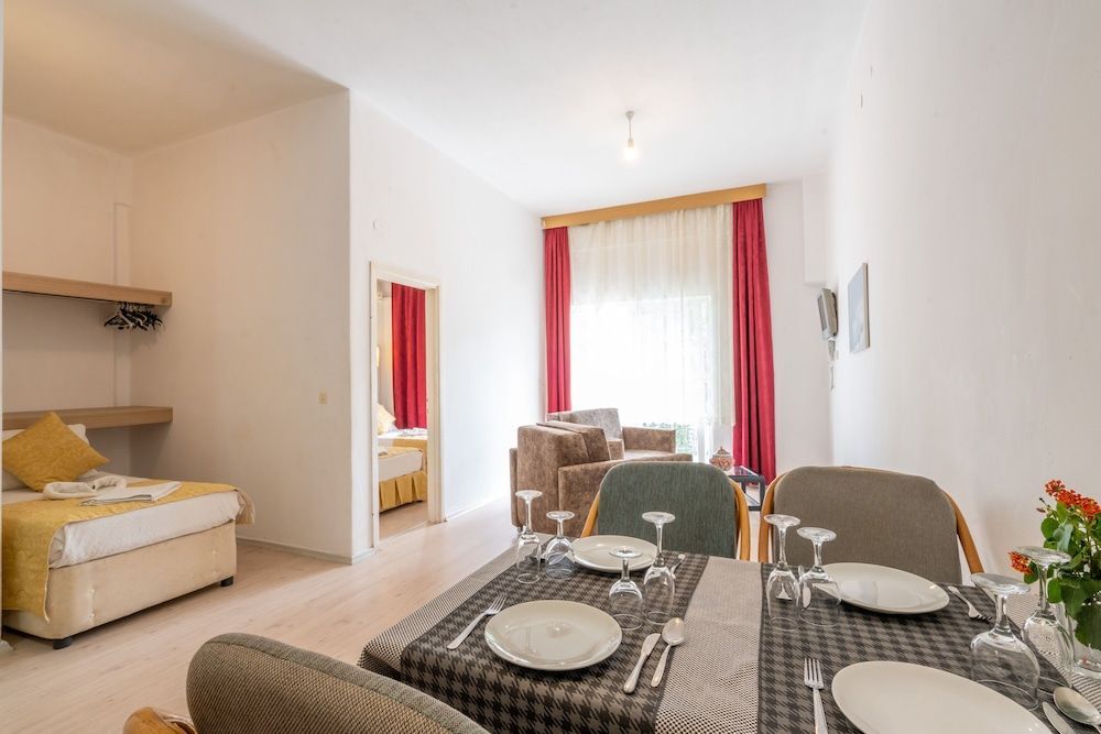 Grand Villa Sol Apart 2