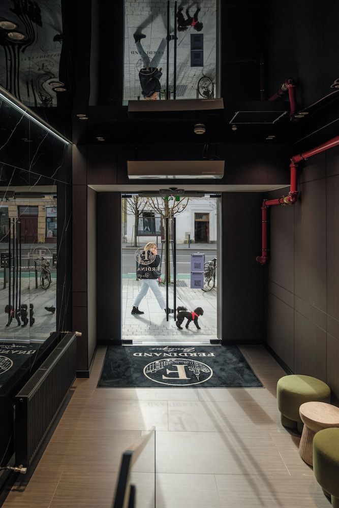 Ferdinand Boutique 1