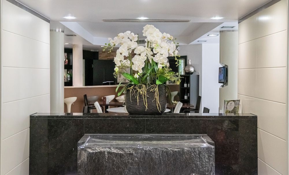 Best Western Plus Grand Hotel Victor Hugo 2
