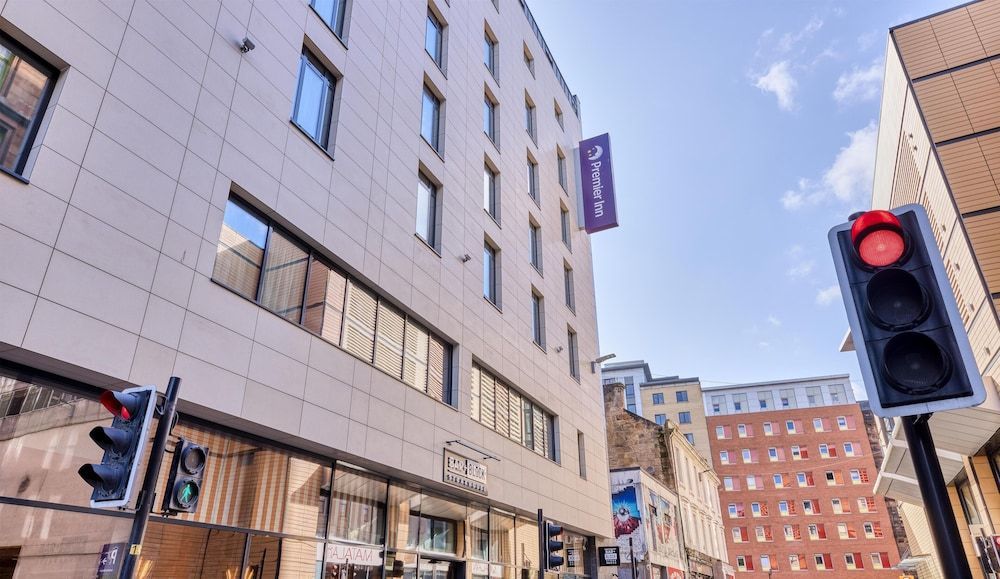 Premier Inn Glasgow Cc St Enoch Square 1