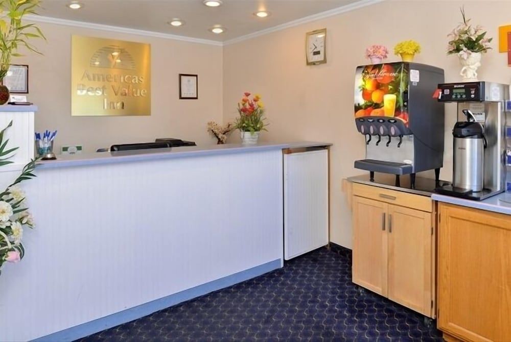 Americas Best Value Inn & Suites Klamath Falls 2